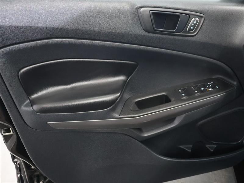2020 FORD ECOSPORT SES