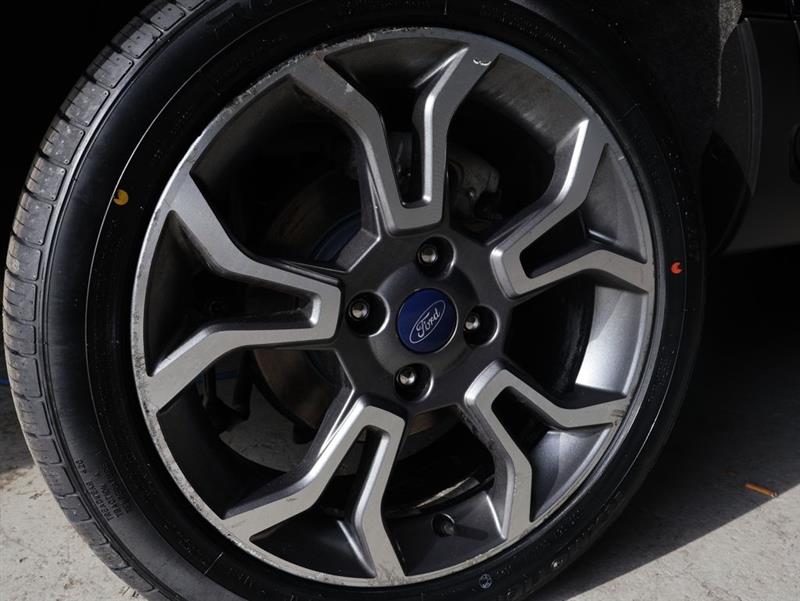 2020 FORD ECOSPORT SES