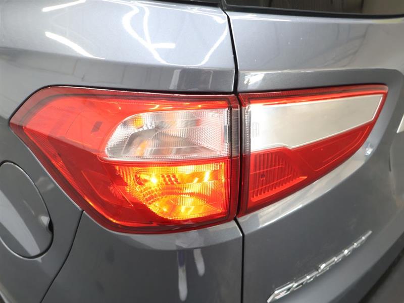 2020 FORD ECOSPORT TITANIUM