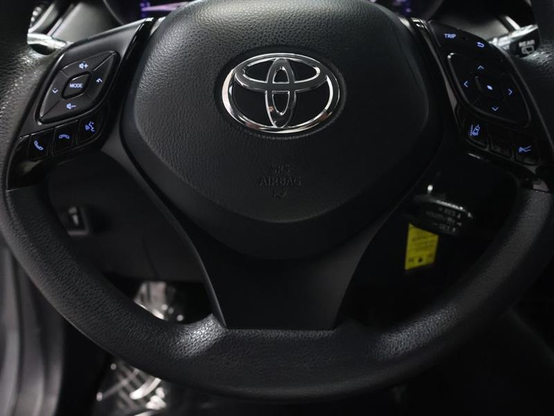 2021 TOYOTA C-HR LE