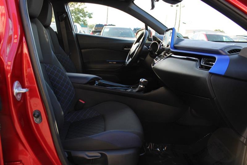 2022 TOYOTA C-HR XLE/LIMITED/NIGHTSHADE