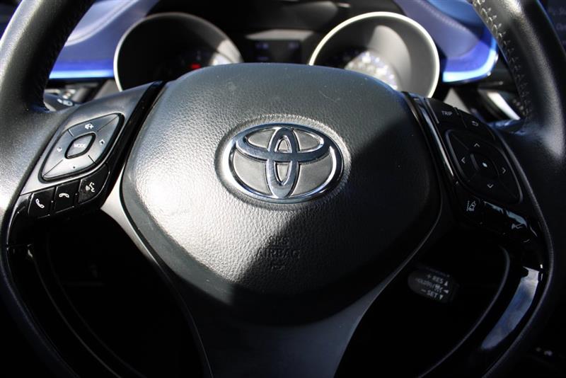 2022 TOYOTA C-HR XLE/LIMITED/NIGHTSHADE