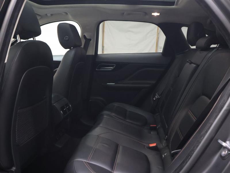 2020 JAGUAR F-PACE 30T PRESTIGE