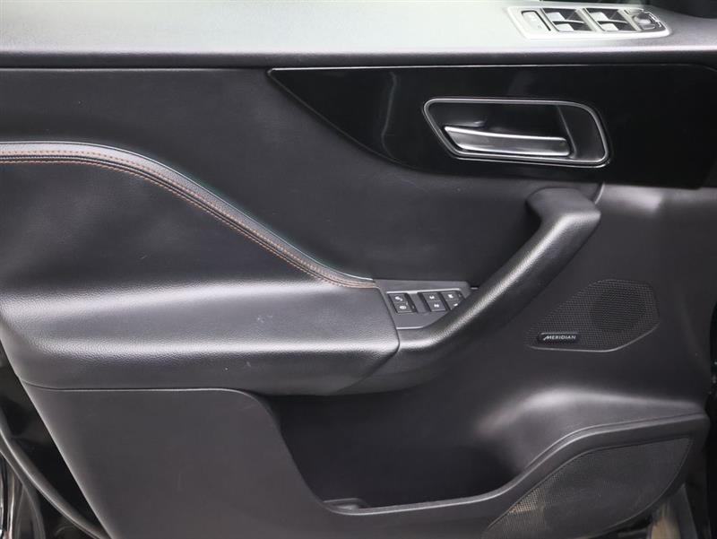 2020 JAGUAR F-PACE 30T PRESTIGE