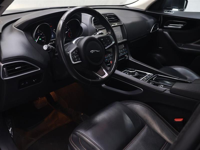 2020 JAGUAR F-PACE 30T PRESTIGE