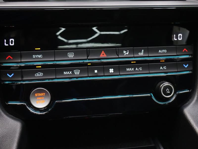 2020 JAGUAR F-PACE 30T PRESTIGE