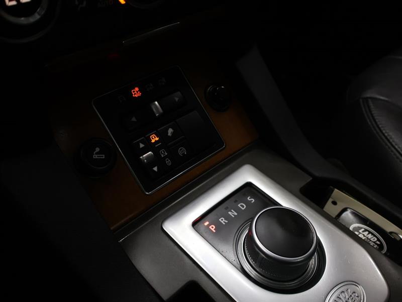 2016 LAND ROVER LR4 