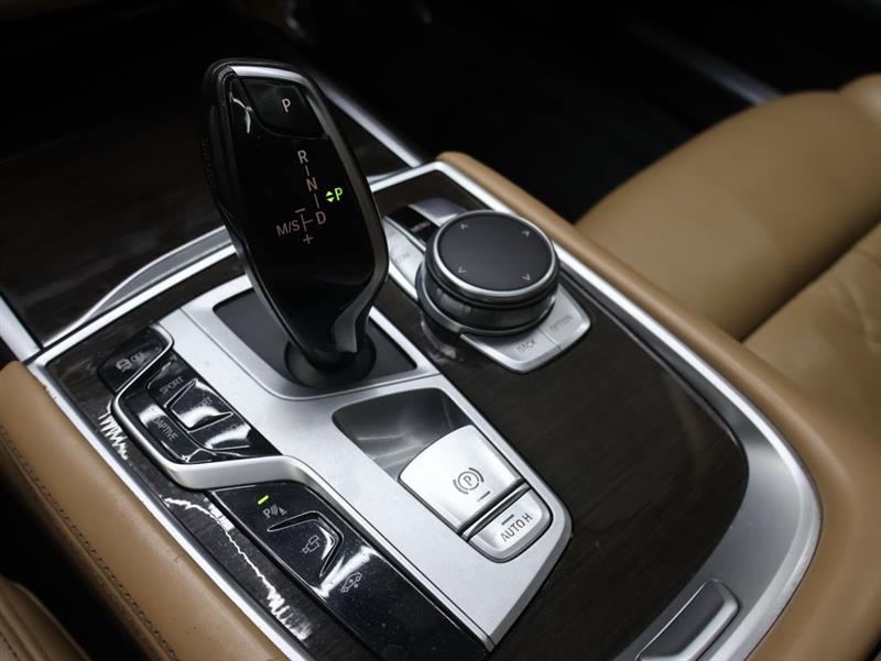2022 BMW 7 SERIES 740i xDrive