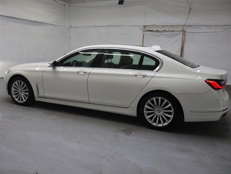 2022 BMW 7 SERIES 740i xDrive