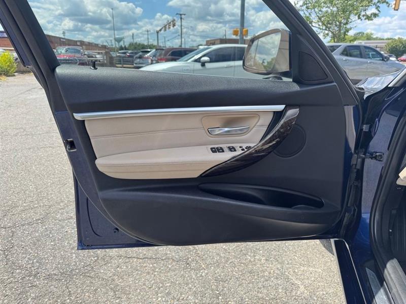 2017 BMW 3 SERIES 330i xDrive