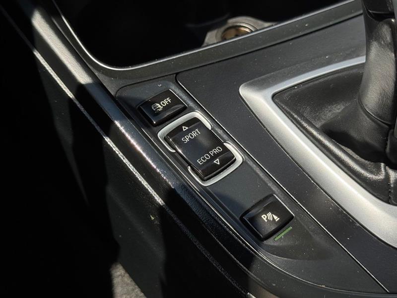 2017 BMW 3 SERIES 330i xDrive