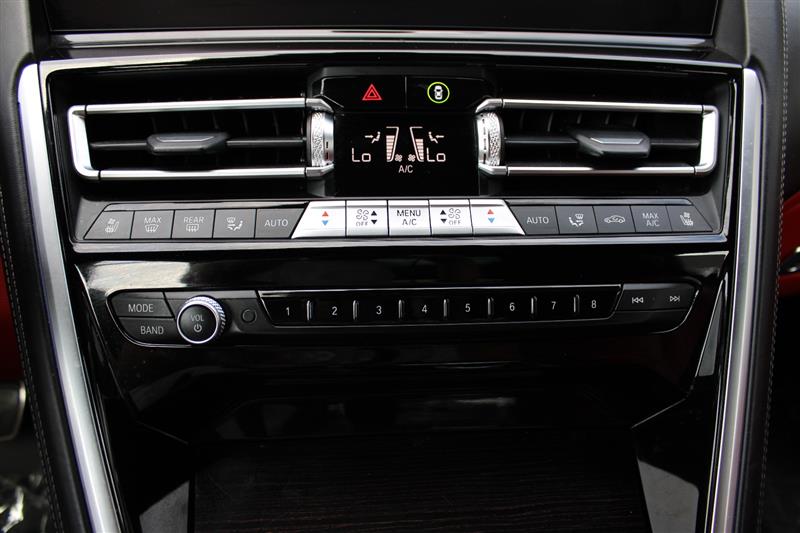 2022 BMW 8 SERIES 840i