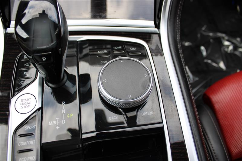 2022 BMW 8 SERIES 840i