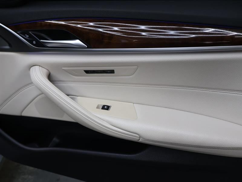 2018 BMW 5 SERIES 530e xDrive iPerformance