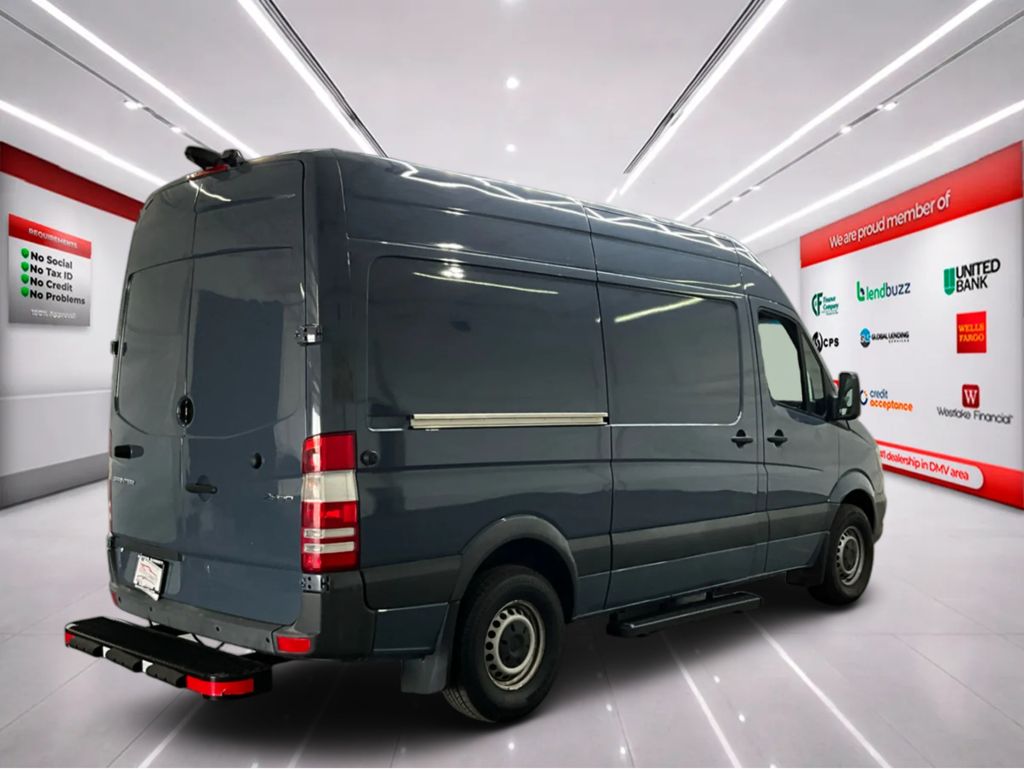 2018 Mercedes-Benz Sprinter Cargo Van Base - Photo 7