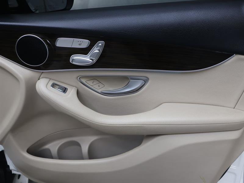 2019 MERCEDES-BENZ GLC GLC 300