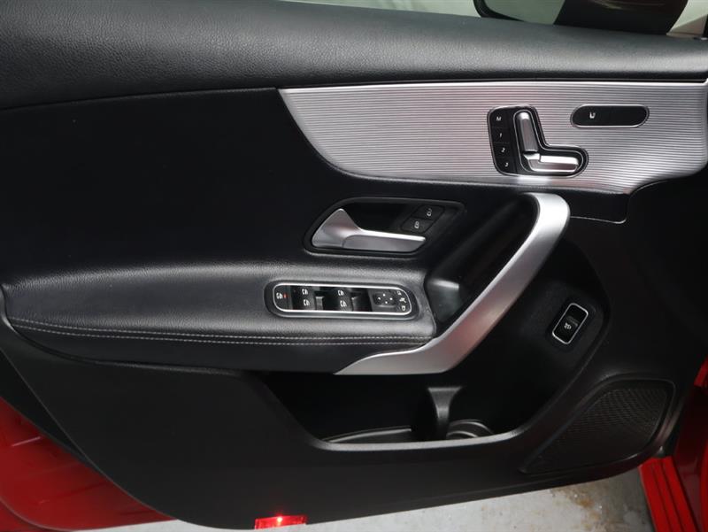 2019 MERCEDES-BENZ A-CLASS A 220