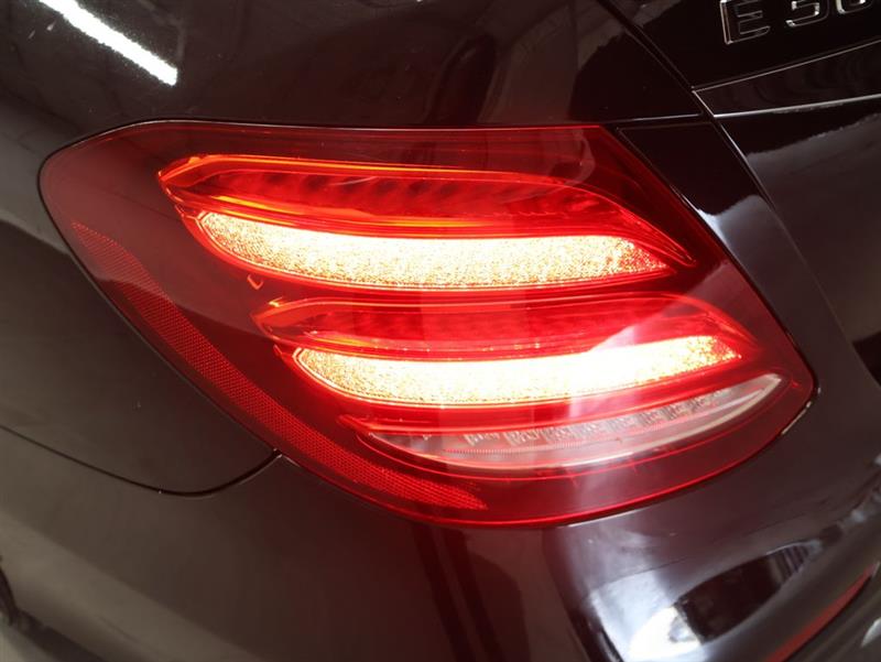 2019 MERCEDES-BENZ E-CLASS E 300