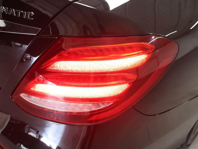 2019 MERCEDES-BENZ E-CLASS E 300