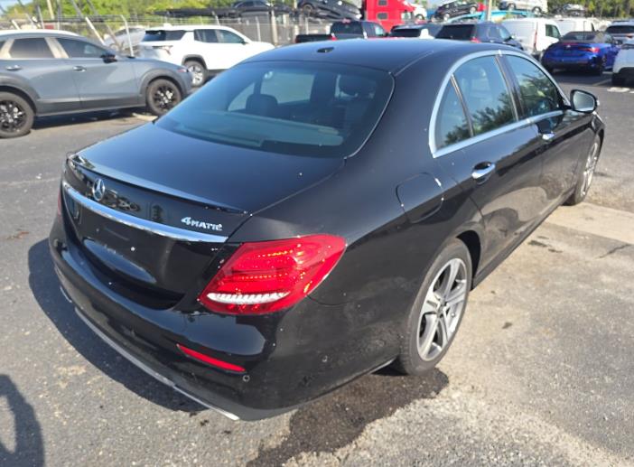 2019 MERCEDES-BENZ E-CLASS E 300