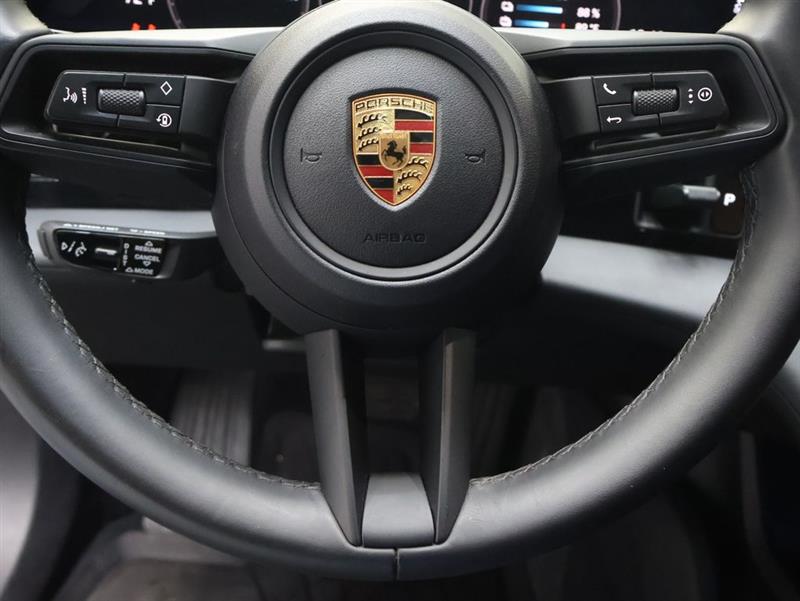 2024 PORSCHE TAYCAN 