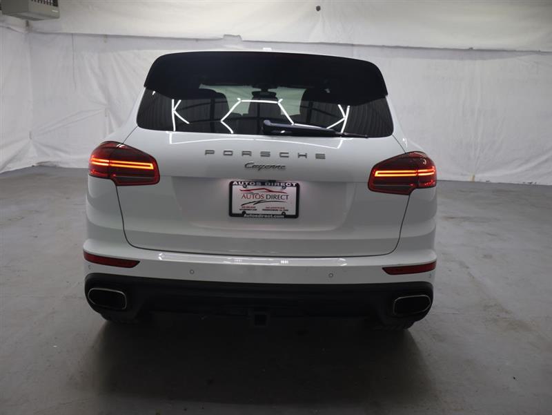2018 PORSCHE CAYENNE 