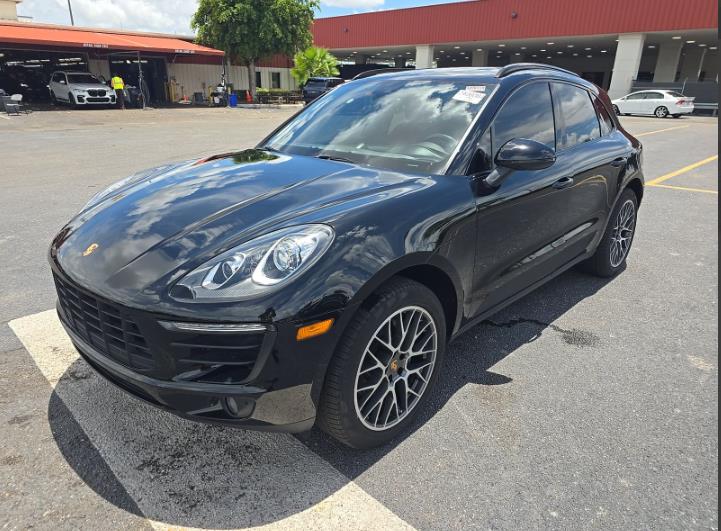 2018 PORSCHE MACAN 