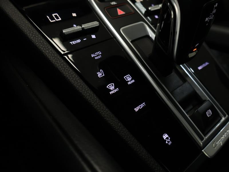 2023 PORSCHE CAYENNE 
