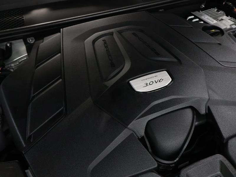 2023 PORSCHE CAYENNE 
