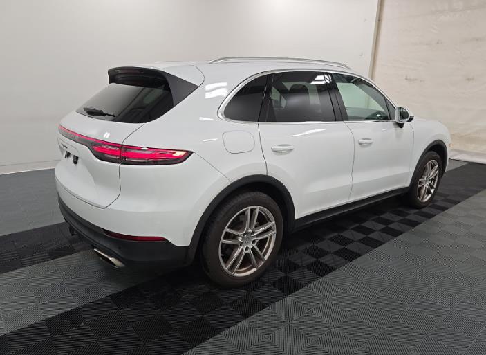 2023 PORSCHE CAYENNE 