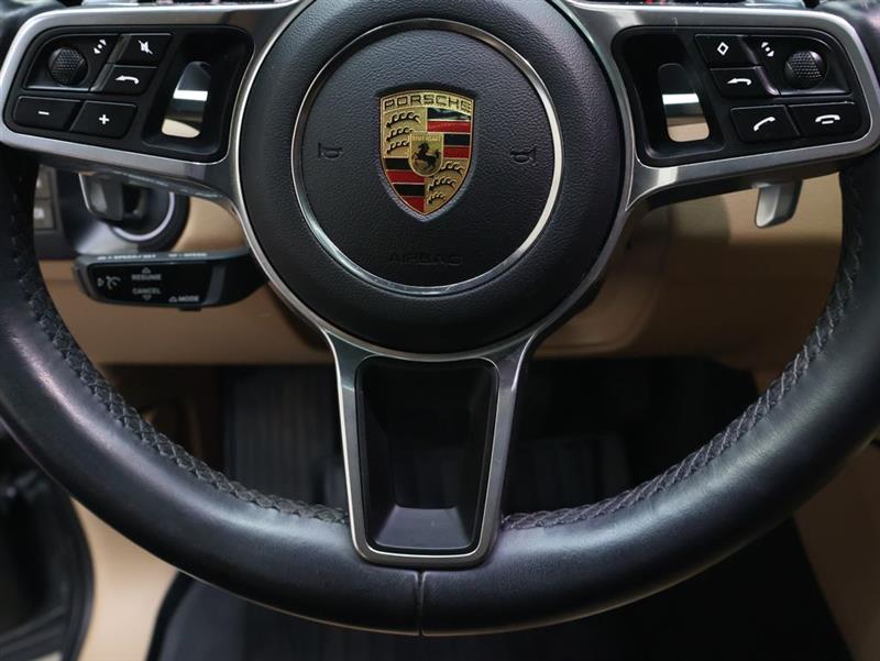 2020 PORSCHE CAYENNE 
