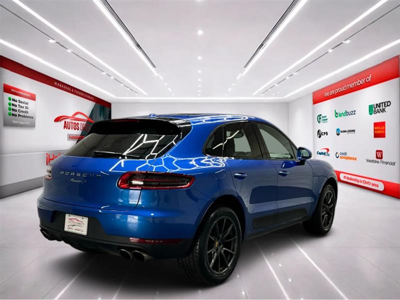 2016 PORSCHE MACAN S