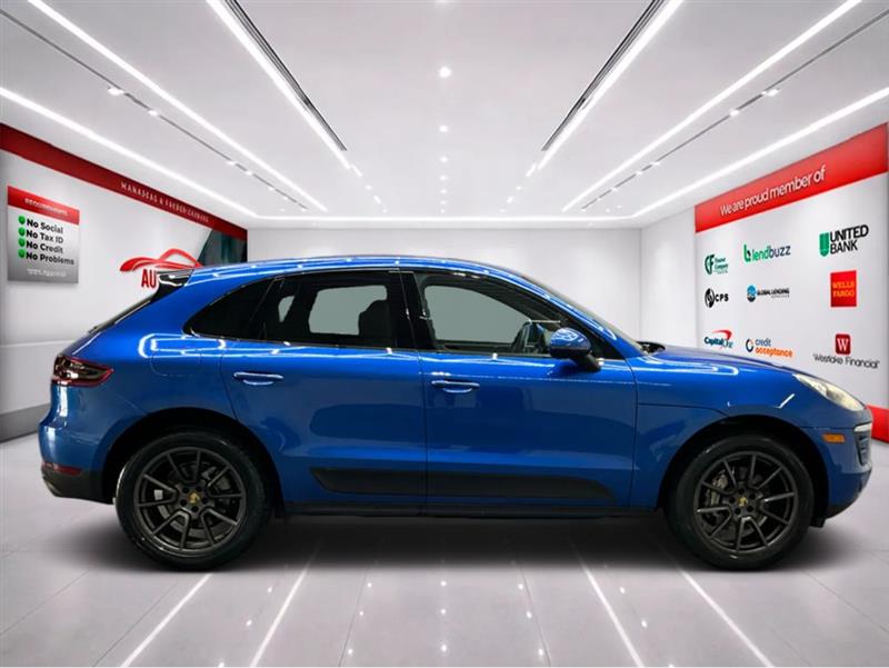 2016 PORSCHE MACAN S