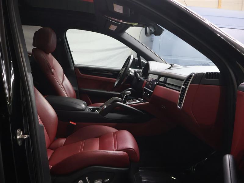 2021 PORSCHE CAYENNE S