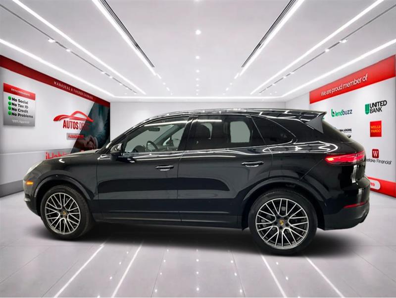 2021 PORSCHE CAYENNE S
