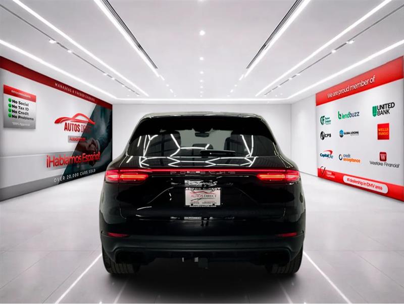 2021 PORSCHE CAYENNE S