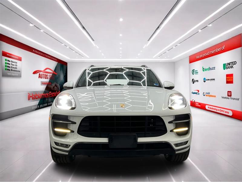 2017 PORSCHE MACAN TURBO