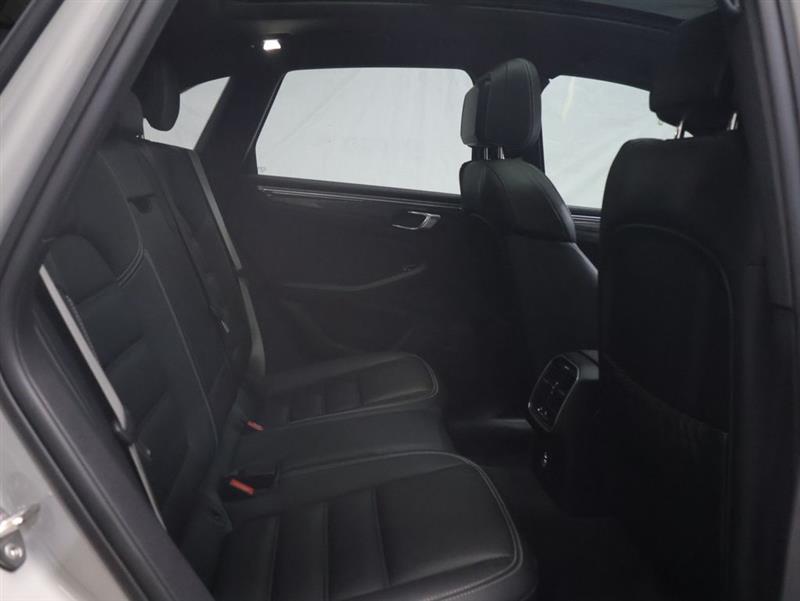 2023 PORSCHE MACAN GTS