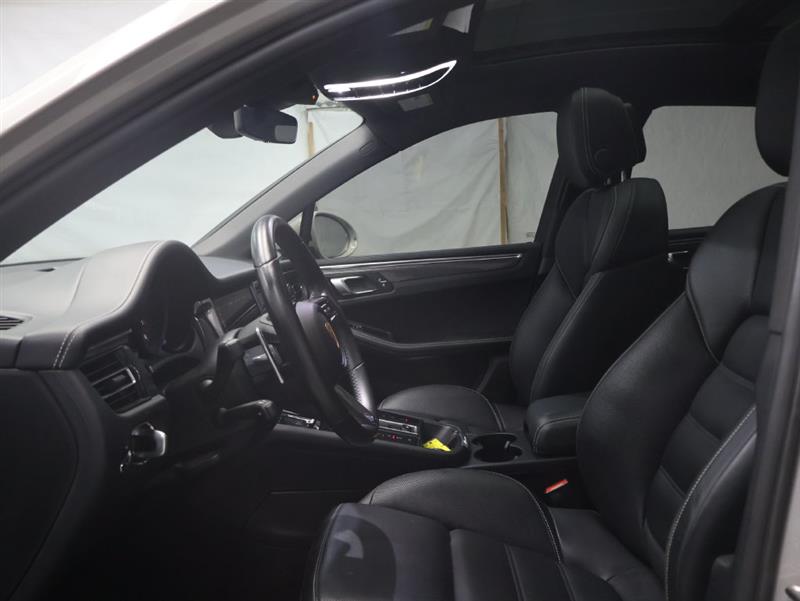2023 PORSCHE MACAN GTS