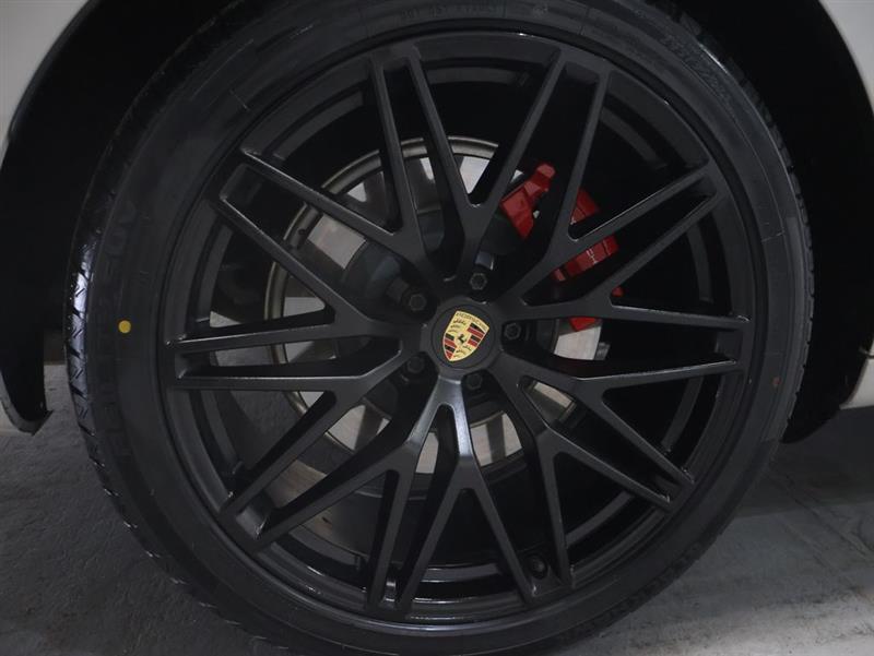 2023 PORSCHE MACAN GTS