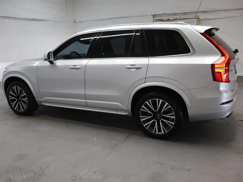 2020 VOLVO XC90 MOMENTUM