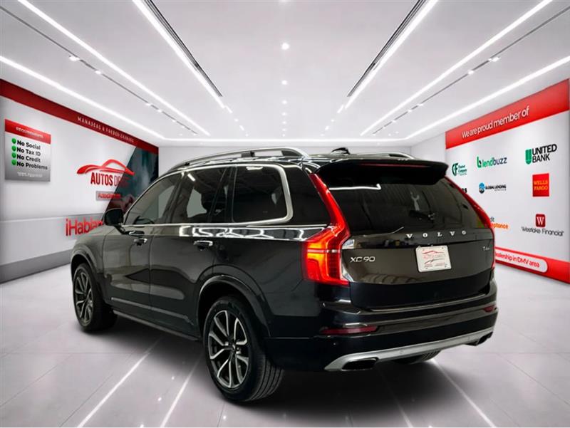 2018 VOLVO XC90 MOMENTUM