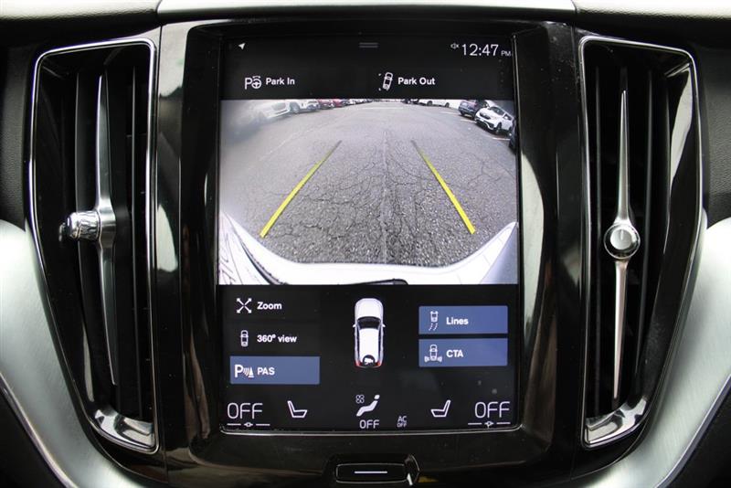2018 VOLVO XC60 MOMENTUM