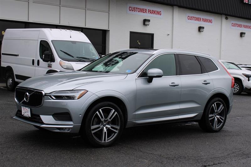 2018 VOLVO XC60 MOMENTUM