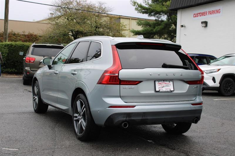 2018 VOLVO XC60 MOMENTUM
