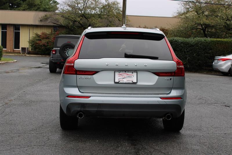 2018 VOLVO XC60 MOMENTUM
