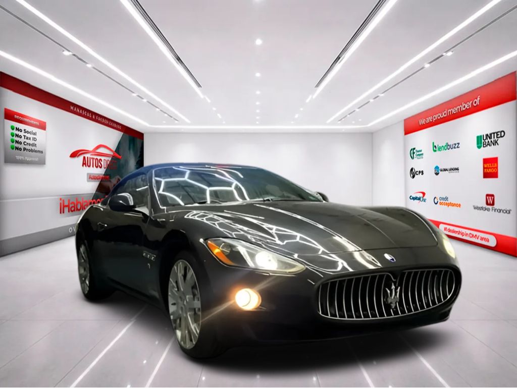 2015 Maserati GranTurismo Base - Photo 2