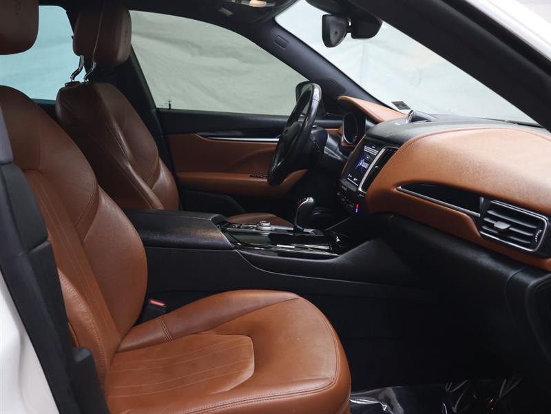 2018 MASERATI LEVANTE 