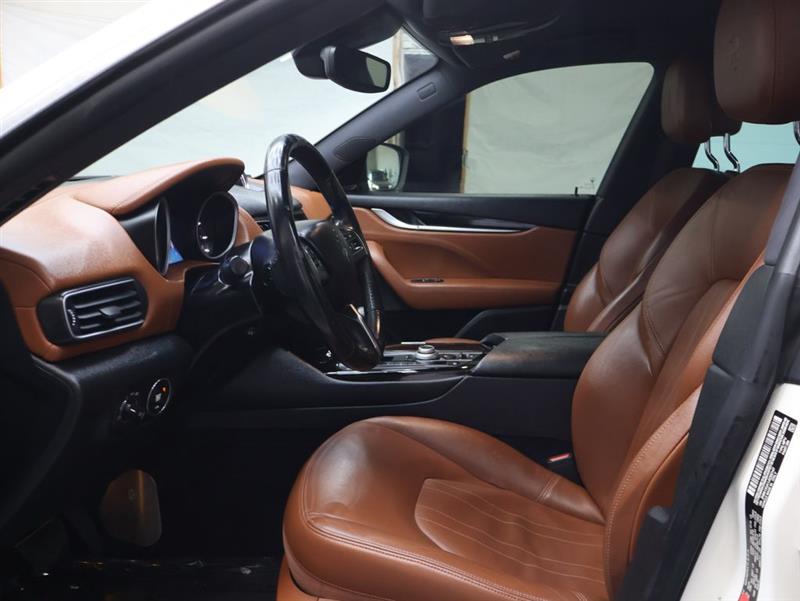 2018 MASERATI LEVANTE 