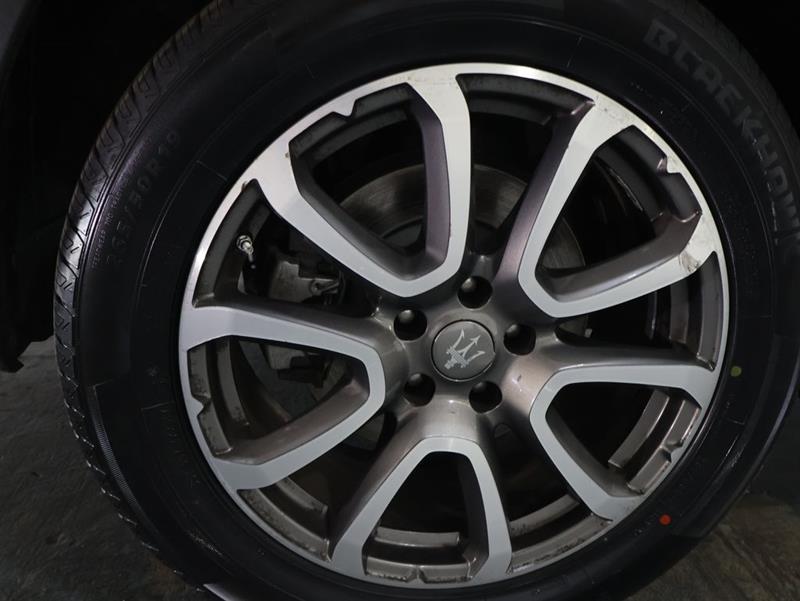 2018 MASERATI LEVANTE 